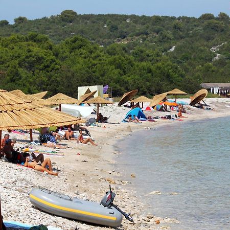 Apartments With A Parking Space Sali, Dugi Otok - 8154 Екстериор снимка