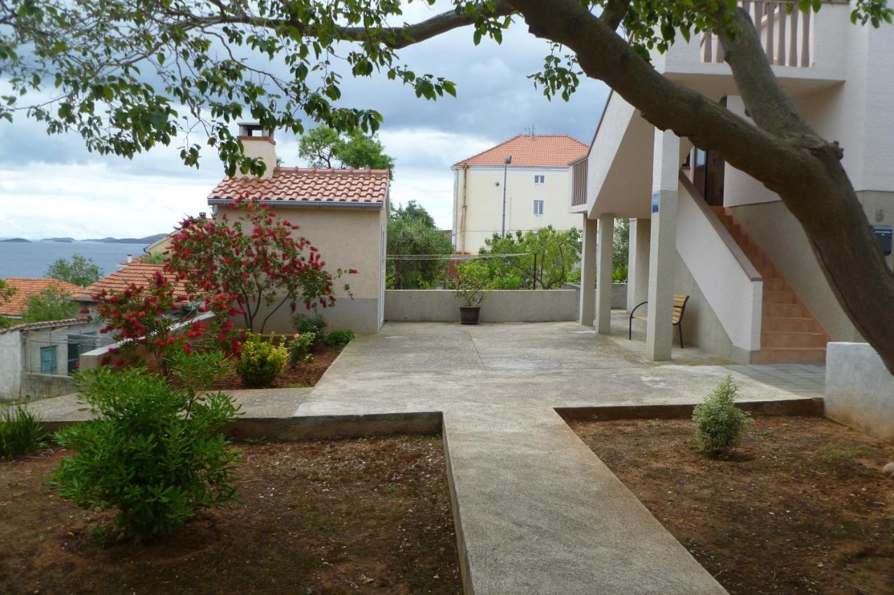 Apartments With A Parking Space Sali, Dugi Otok - 8154 Екстериор снимка