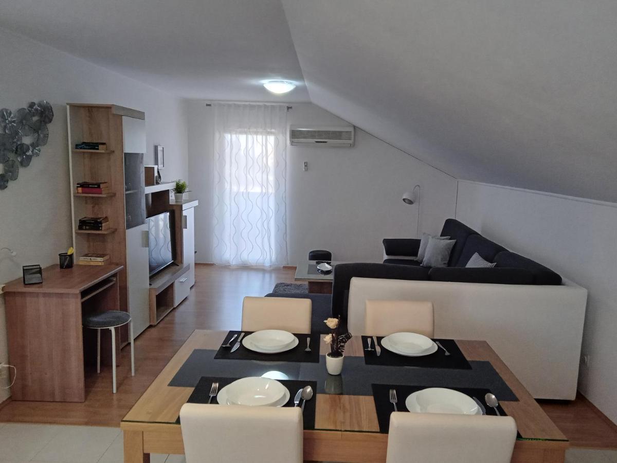 Apartments With A Parking Space Sali, Dugi Otok - 8154 Екстериор снимка