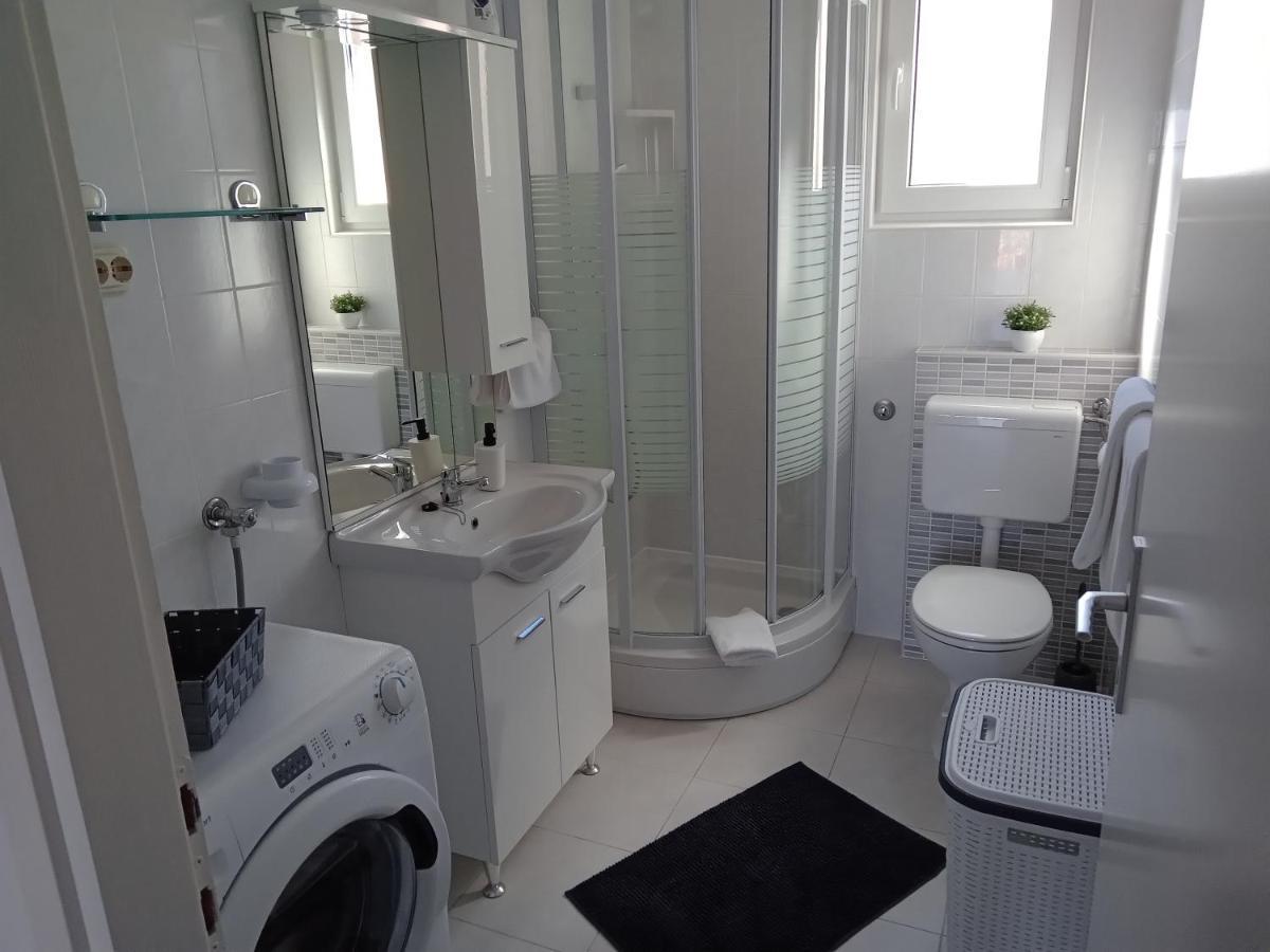 Apartments With A Parking Space Sali, Dugi Otok - 8154 Екстериор снимка