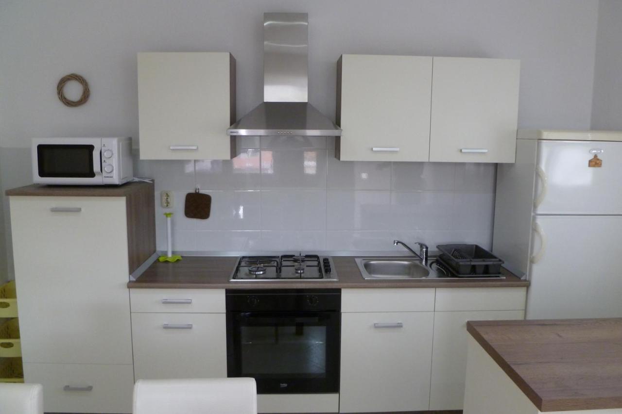 Apartments With A Parking Space Sali, Dugi Otok - 8154 Екстериор снимка